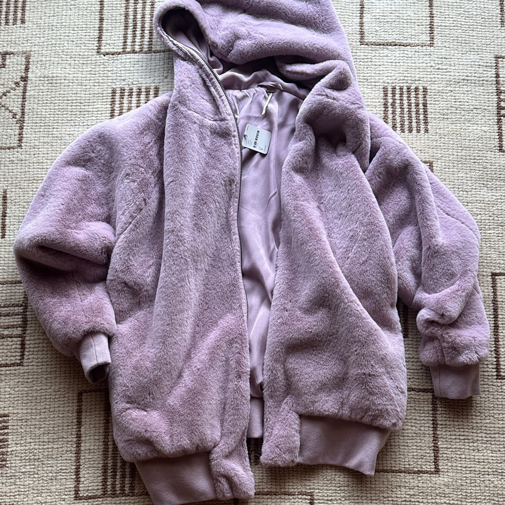 Fur free people jacket with hood